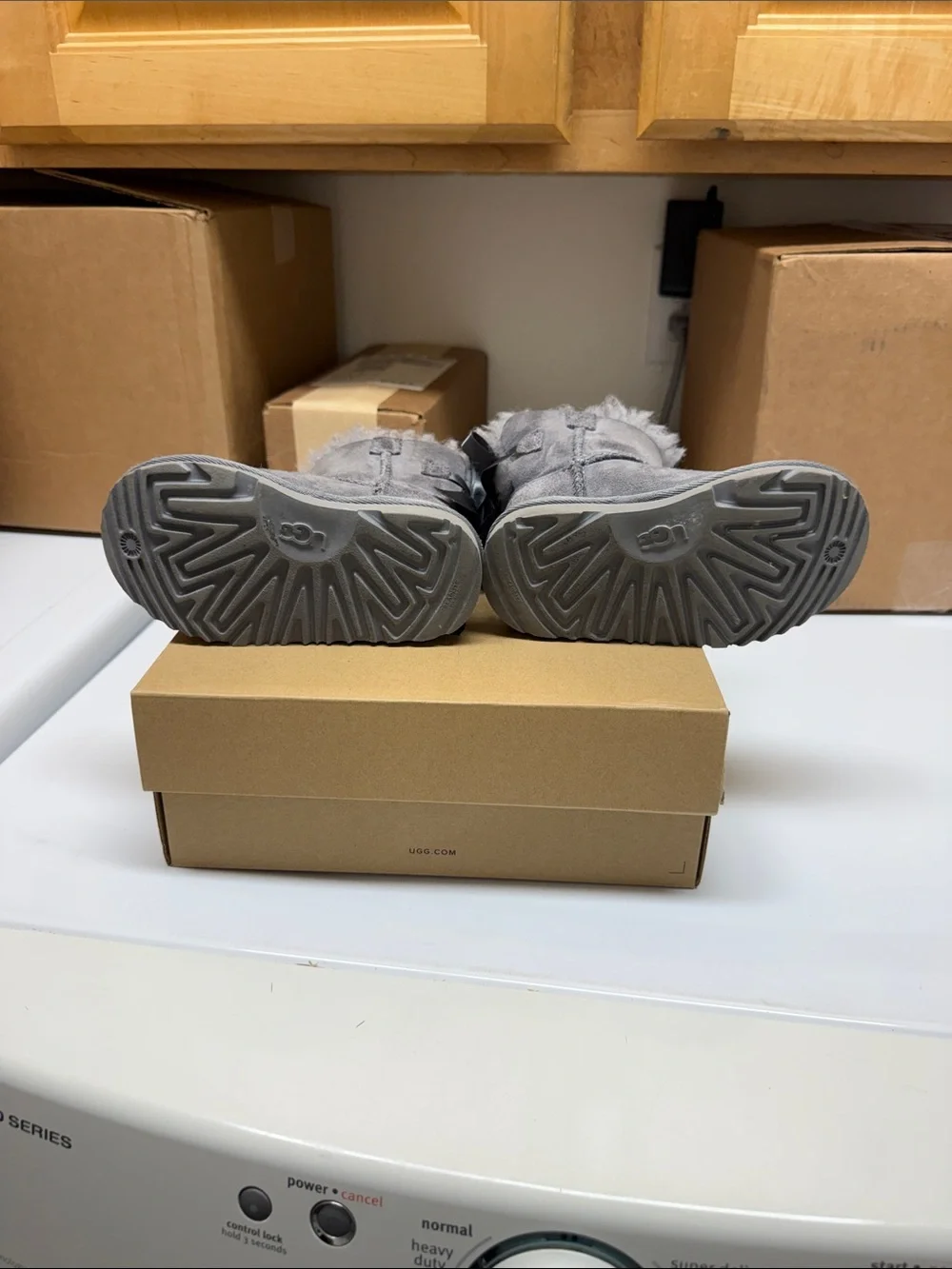 UGG Kids Mini Bailey Bow II Boot - Light Gray